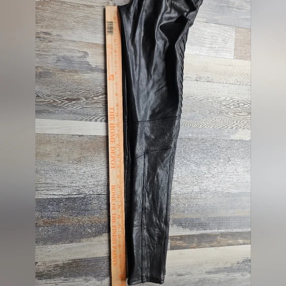 Spanx Faux Leather Moto Leggings Black S/P - Picture 10 of 11